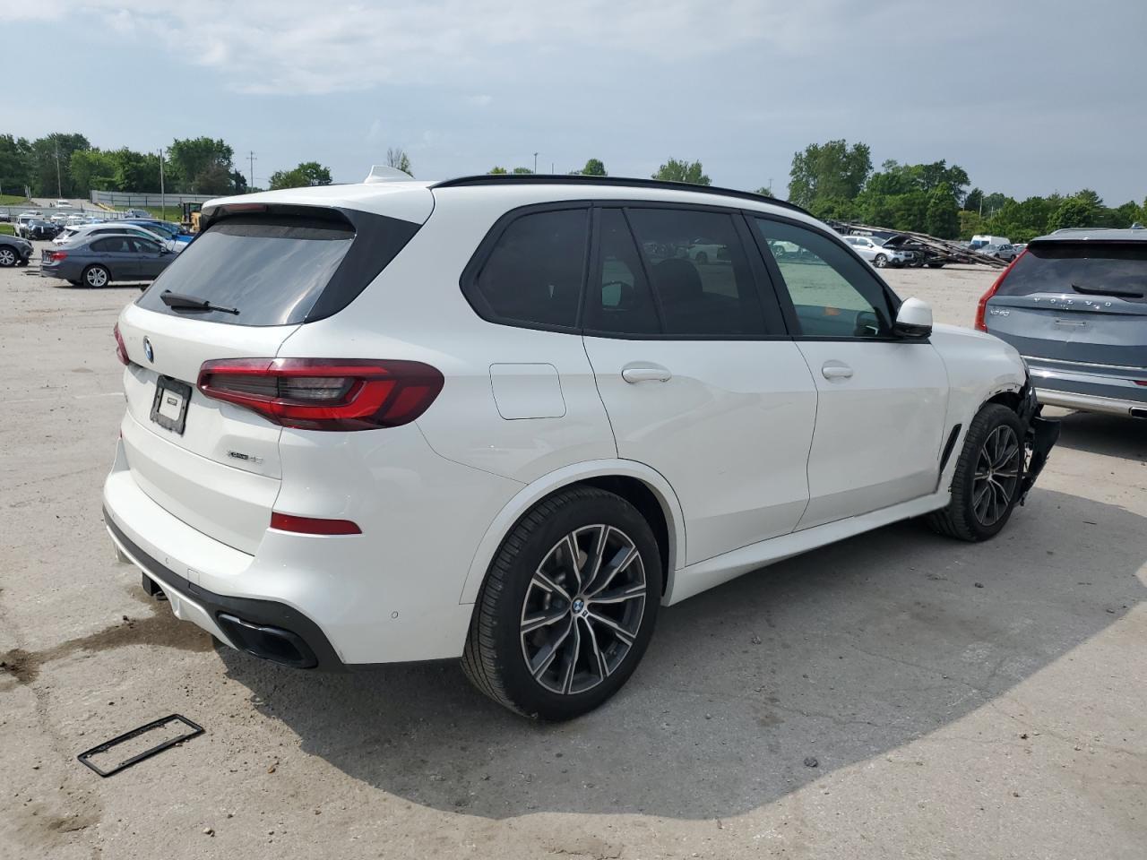 BMW X5 2022 WHITE vin: 5UXCR6C02N9N11423
